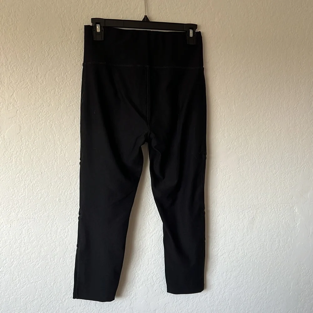 Black, active yoga pants - Picture 5 of 5